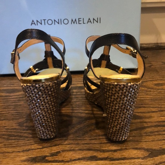 Antonio Melani platform sandals - Picture 3 of 4